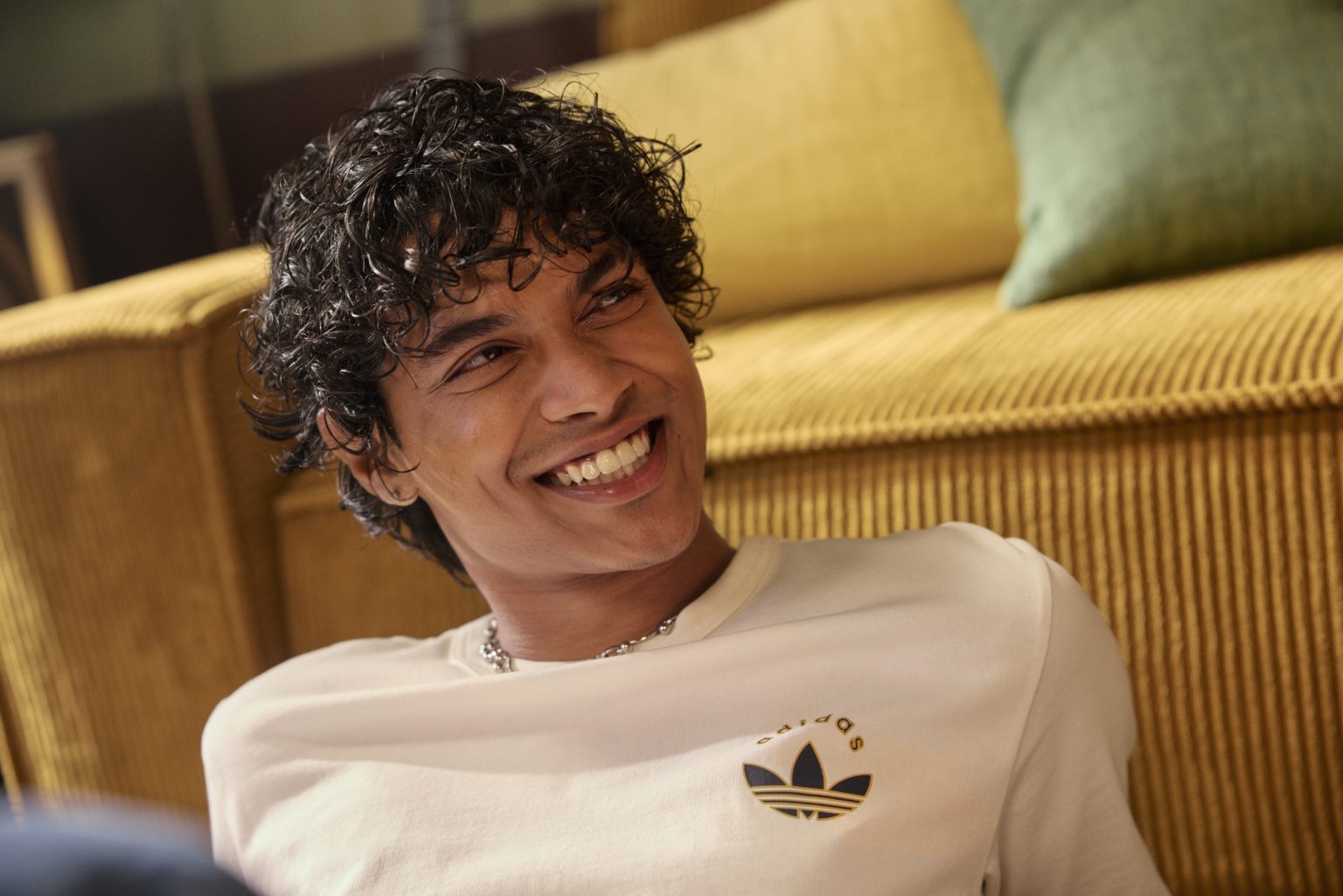 HOLIDAY_SS25_GLOBAL_ORI_RS_TRIP_ADULTS_0007-FINAL-RGB-1536×1025