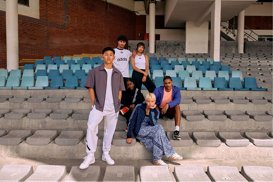 brand_ad2025_xcategory_group_07